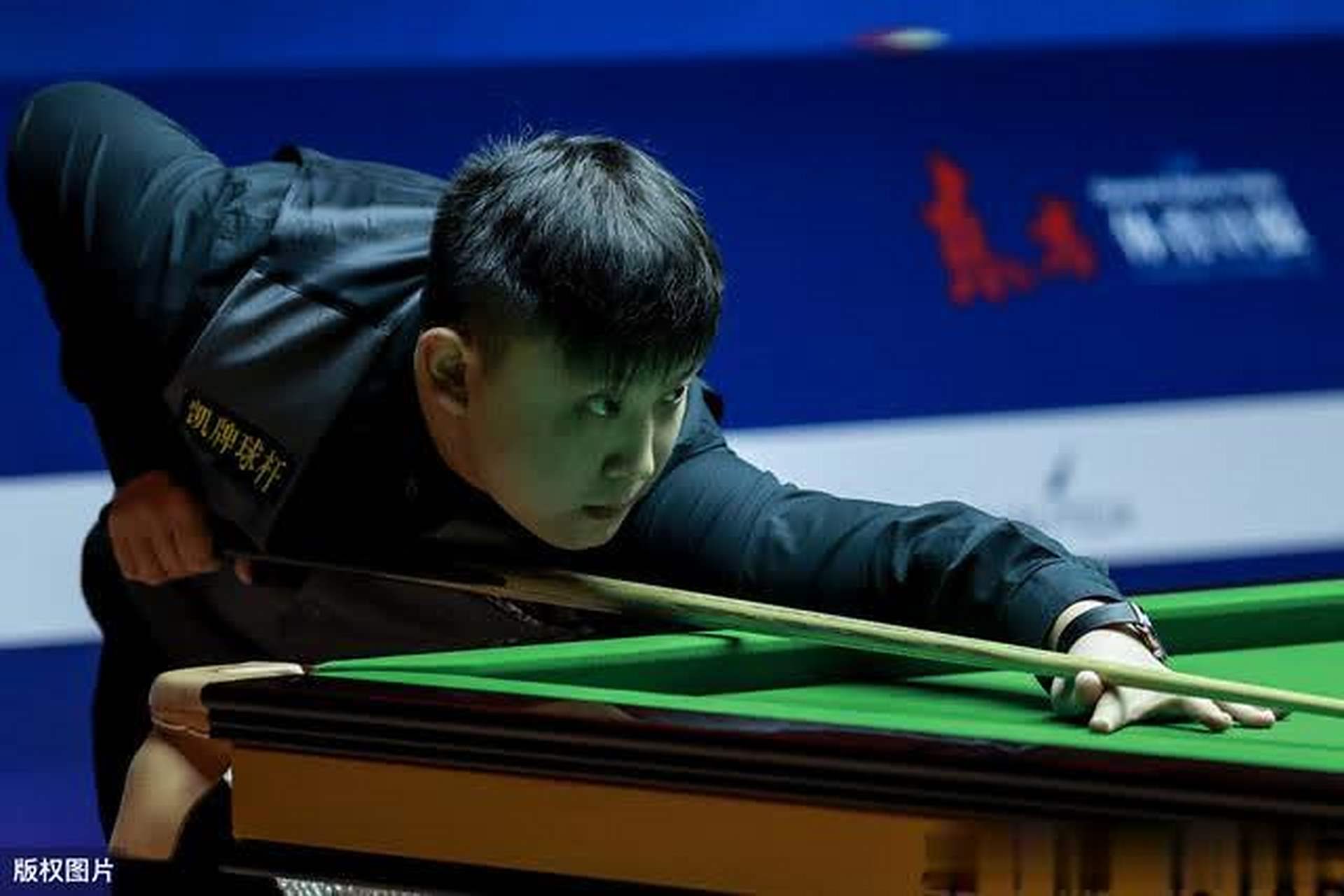 防守轮转不 防守轮转不