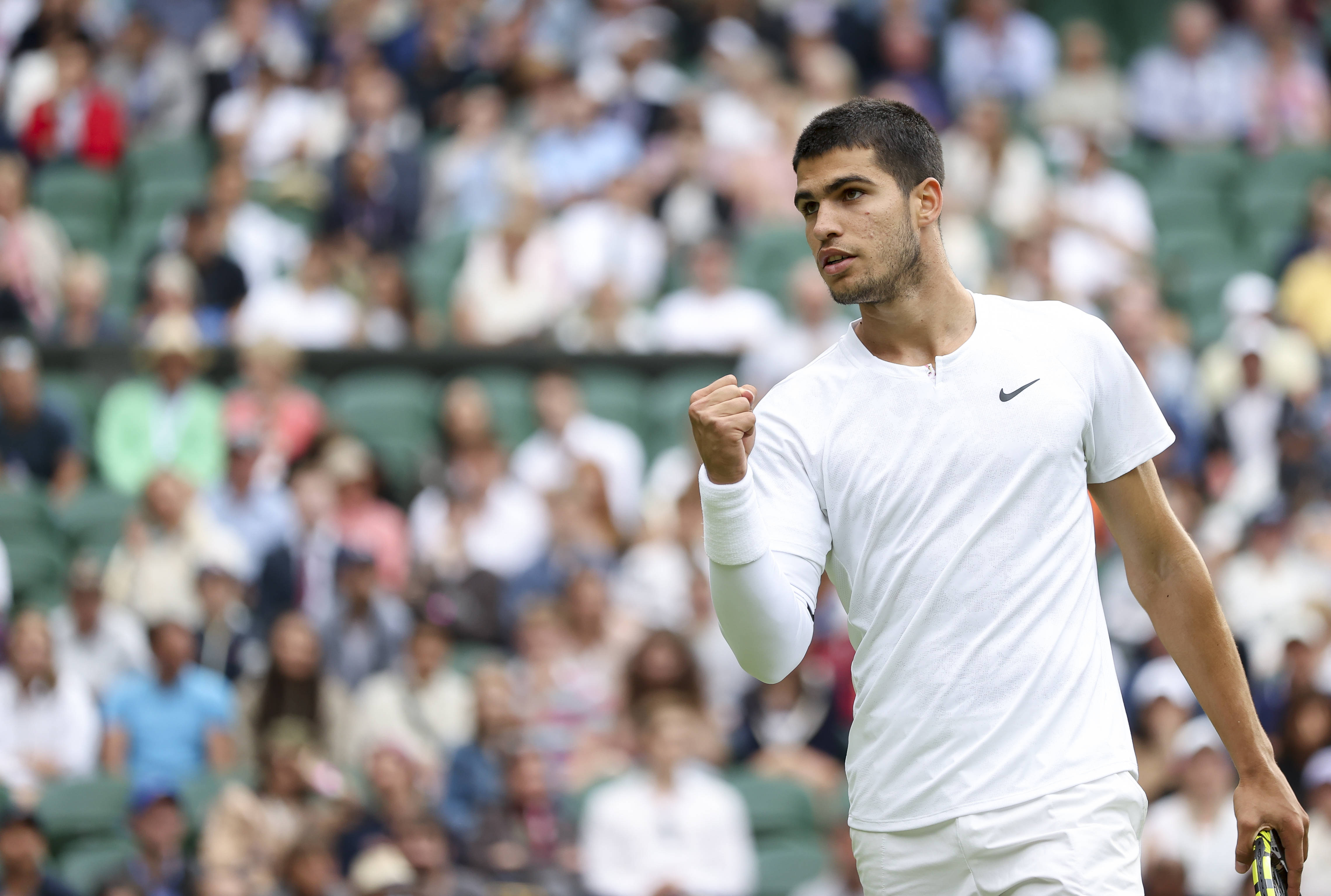 秉持着这样 秉持着这样