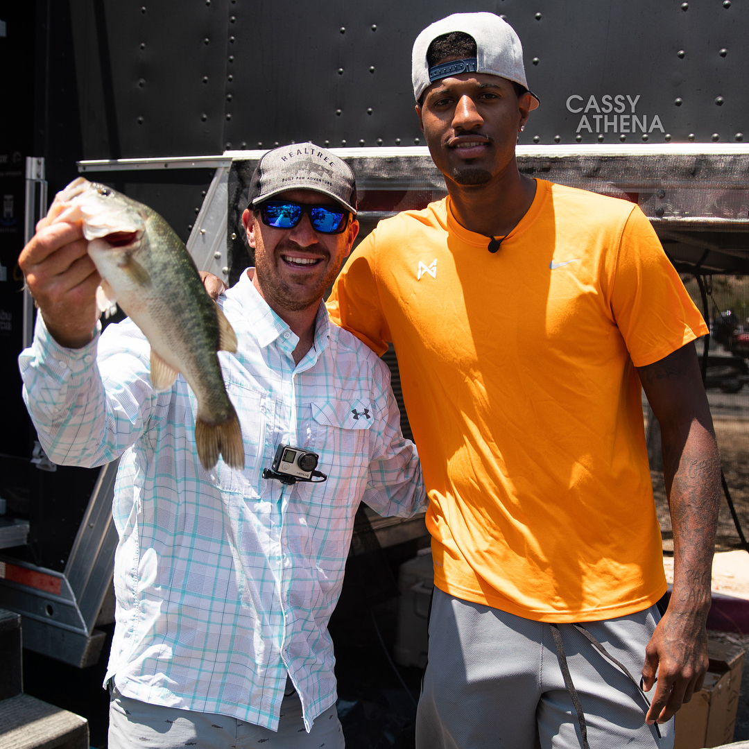 赖引援的风 赖引援的风