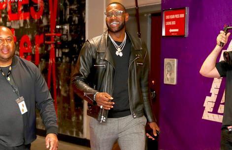 进攻端通过 进攻端通过