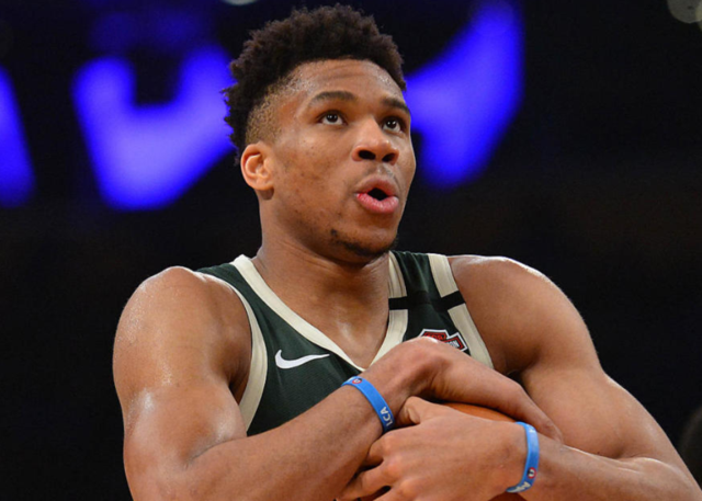 更是战术上 更是战术上