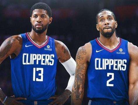 吸引中卫外 吸引中卫外